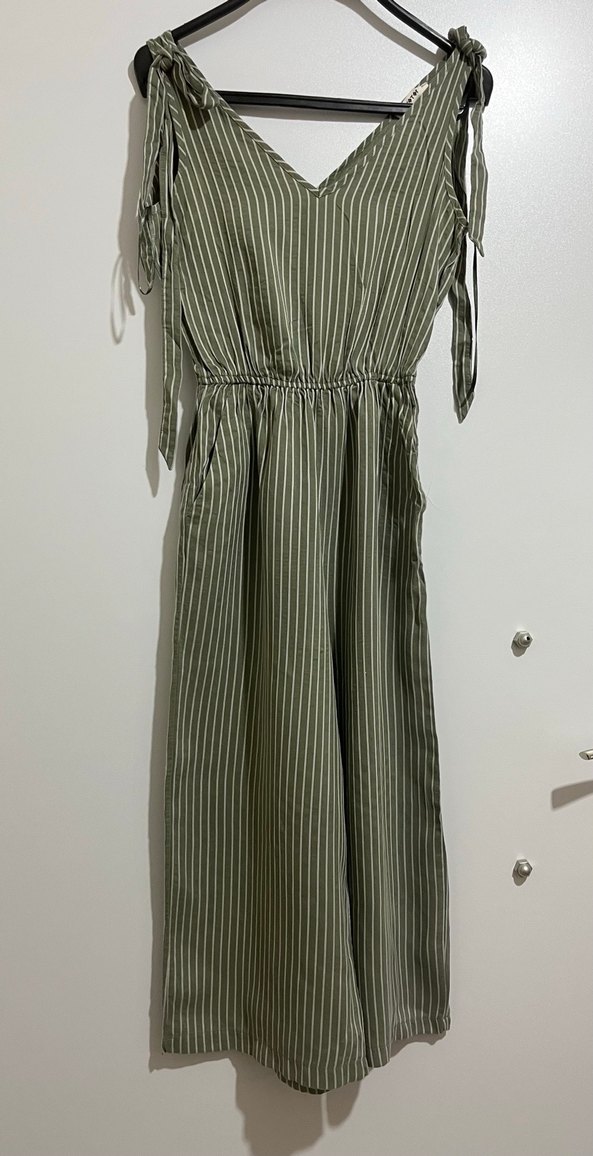 Çizgili V Yaka Kadın Tulum - Görsel 2