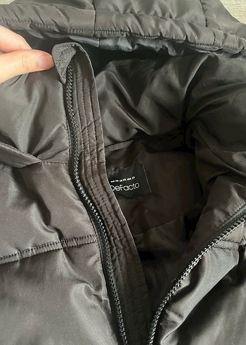 Kapüşonlu Siyah Kadın Kışlık Mont - Görsel 3