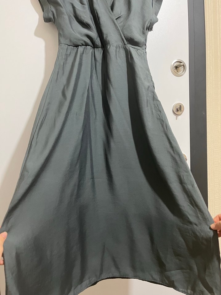 Gri Keten Kadın Uzun Elbise V Yakalı - Görsel 4