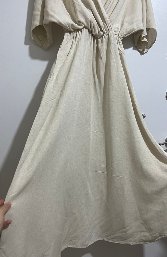 Beyaz Salaş V Yakalı Uzun Keten Elbise - Görsel 5