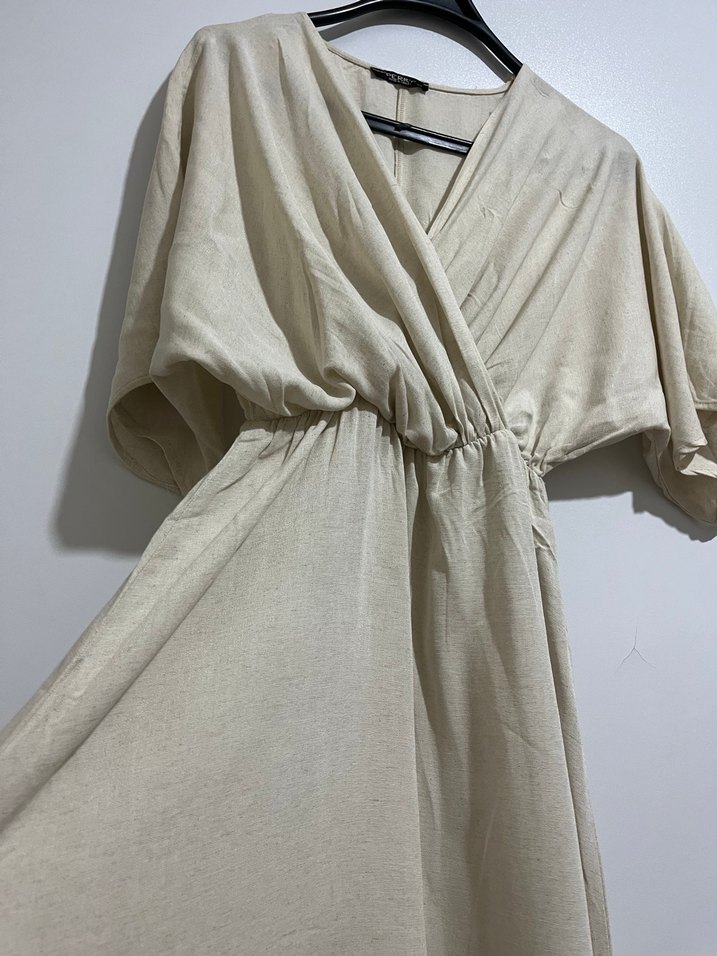 Beyaz Salaş V Yakalı Uzun Keten Elbise - Görsel 3