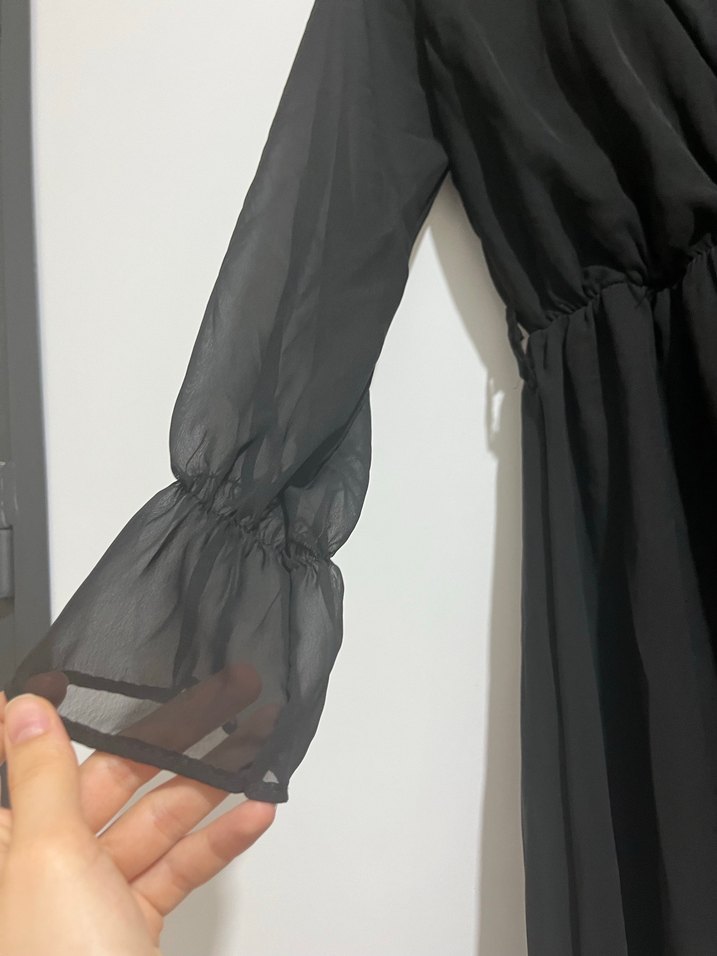 Siyah Uzun Kollu V Yaka Uzun Elbise - Görsel 4