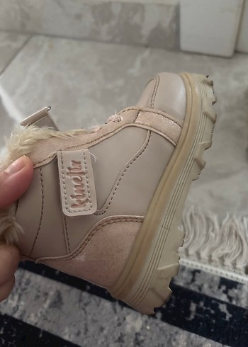 Kızlar için Bej Kürklü Lastik Bot - Görsel 3