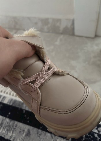 Kızlar için Bej Kürklü Lastik Bot - Görsel 5
