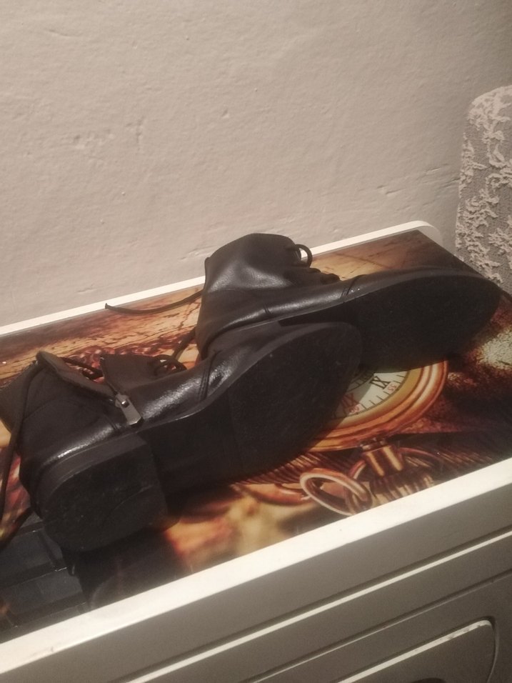 Siyah Deri Gotik Kadın Botları - Görsel 4