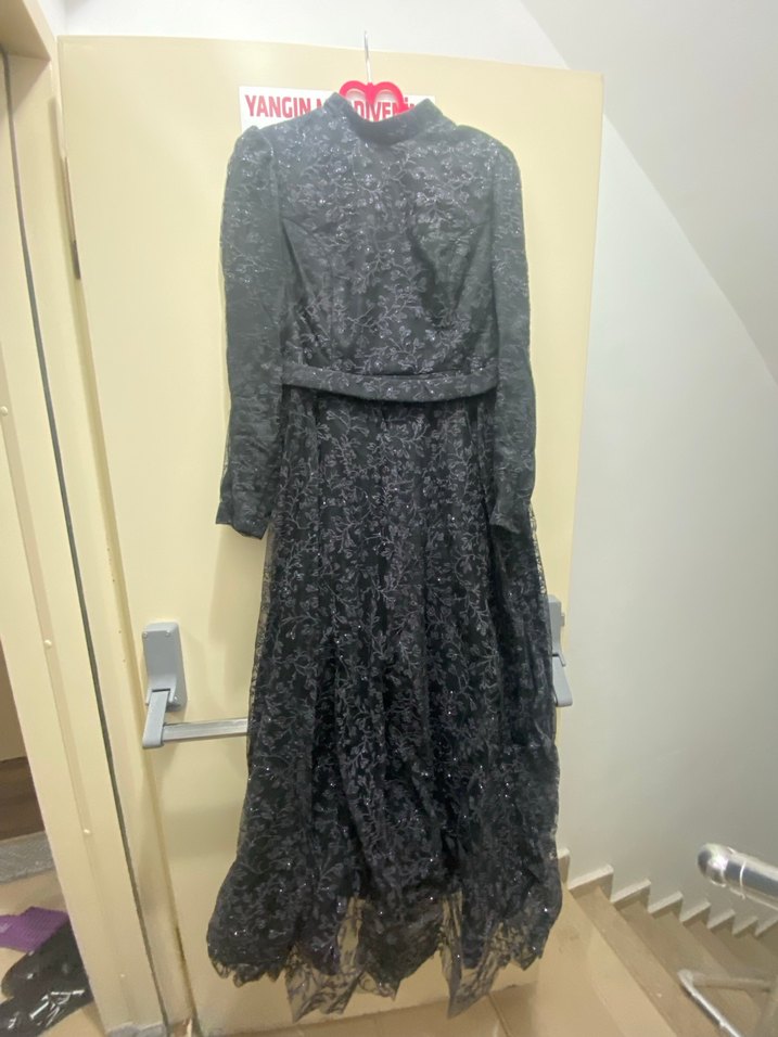 Uzun Kollu, Drapeli Gotik Kadın Abiye Elbise - Görsel 4