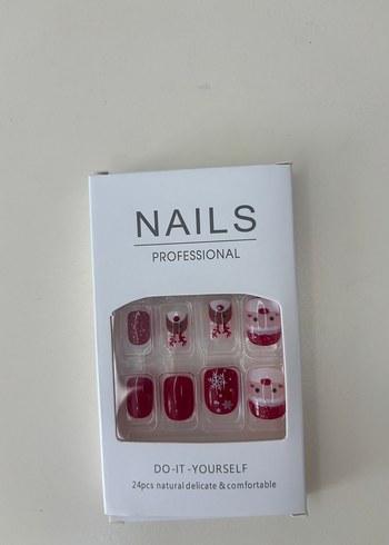 Yılbaşı Desenli Tırnak Süslemeleri - Görsel 2