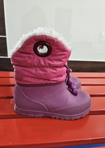 Kız Çocuk Mor Kürklü Polar Bot dechatlon 22-22.5 numara