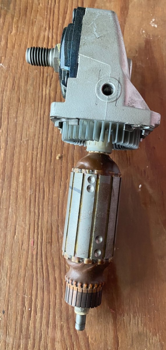 AEG MİLWAUKEE KOLLEKTÖR ENDÜVİ. - Görsel 2