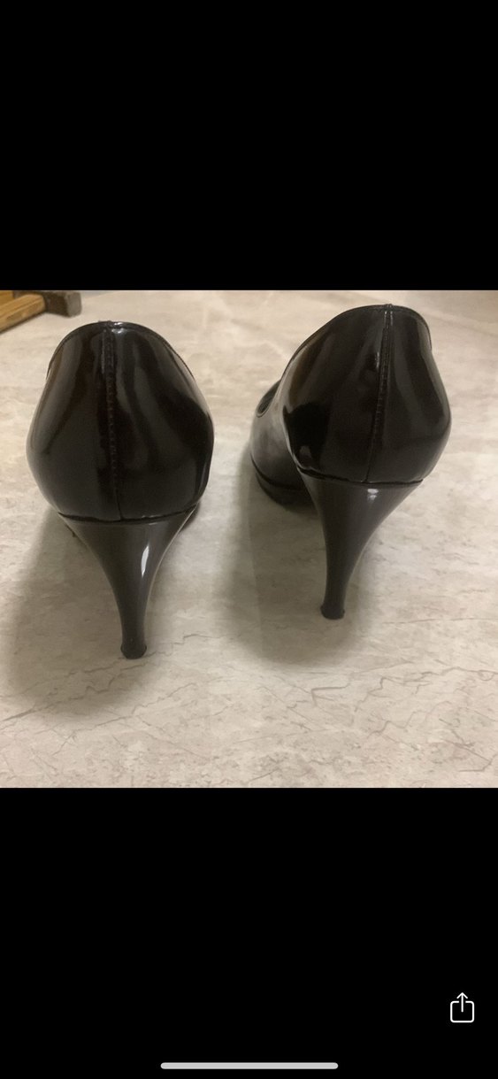 Kadın Siyah Parlak Rugan Topuklu Ayakkabı - Görsel 3