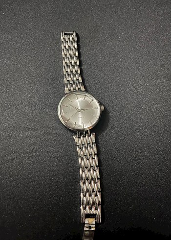 Diğer Zincir Detaylı Kadın Klasik Saat Quartz
