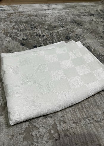 Beyaz jakar şal - Görsel 2