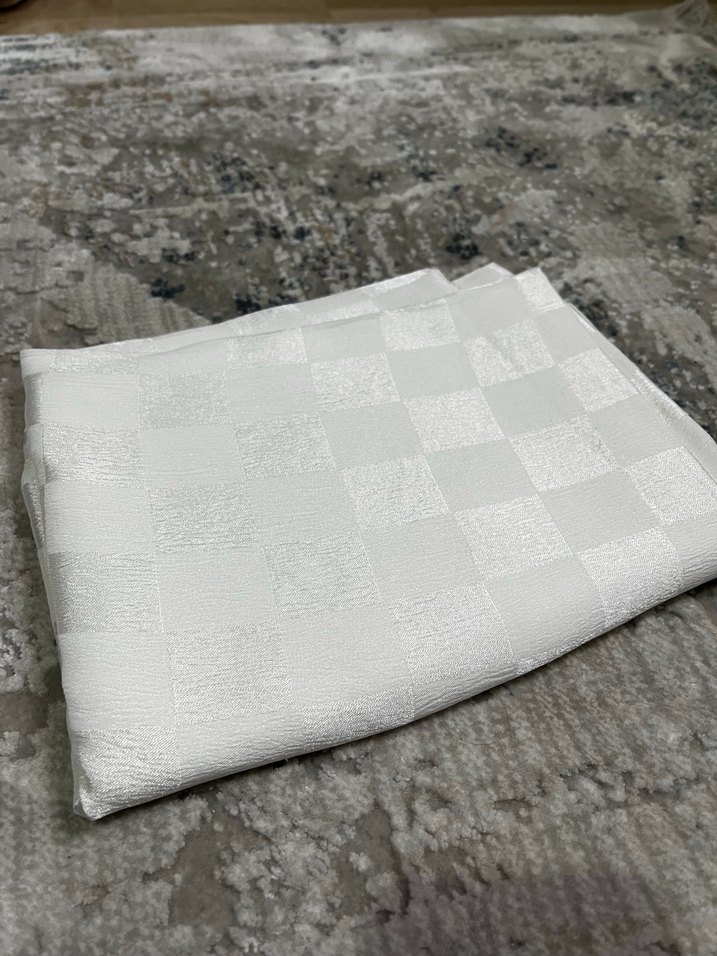 Beyaz jakar şal - Görsel 2