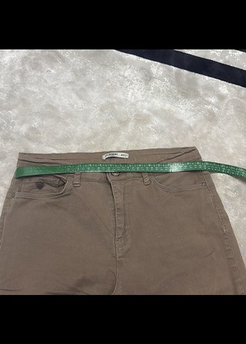 LC WAIKIKI Bej Kadın Bermuda Şort Pamuk - Görsel 6