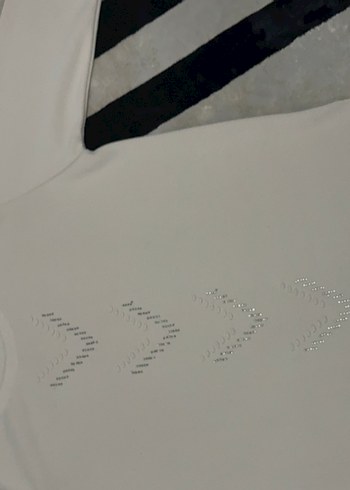 Kadın Beyaz Nakışlı Uzun Kollu Pamuklu Tişört - Görsel 5