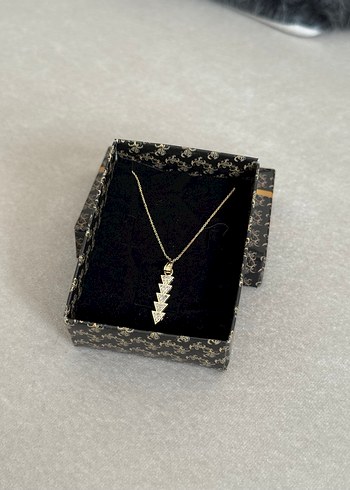 Zirkon Taşlı Çelik Kolye - Görsel 3