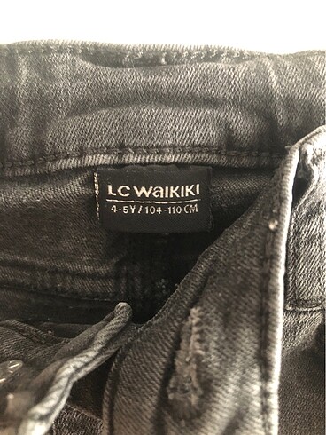 LC Waikiki Kız çocuk için pantolon?