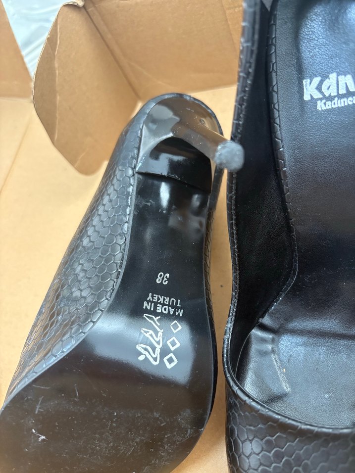 Siyah Yılan Derisi Desenli Stiletto Topuklu - Görsel 3