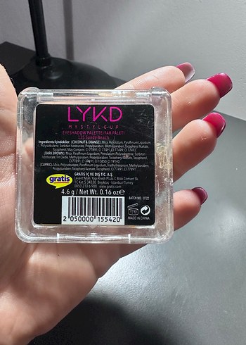 LYKD Çok Renkli Koyu Far Paleti - Görsel 2