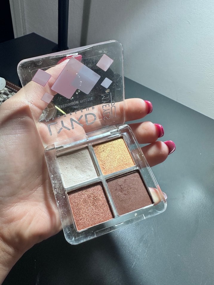 LYKD Çok Renkli Koyu Far Paleti - Görsel 3