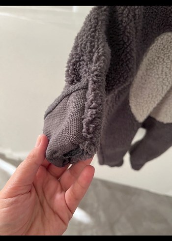 Gri Peluş Bebek Tulumu Ayıcık Desenli - Görsel 3