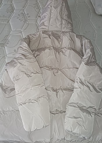 XSIDE Beyaz Kapüşonlu Kadın Kışlık Mont - Görsel 7