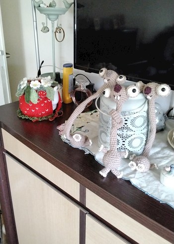 Gri El Örgüsü Peluş Oyuncak ve demlik şapkası - Görsel 5