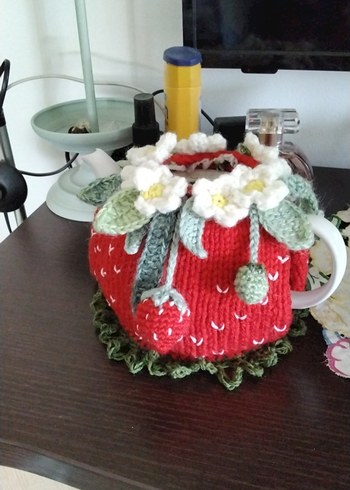 Gri El Örgüsü Peluş Oyuncak ve demlik şapkası - Görsel 2