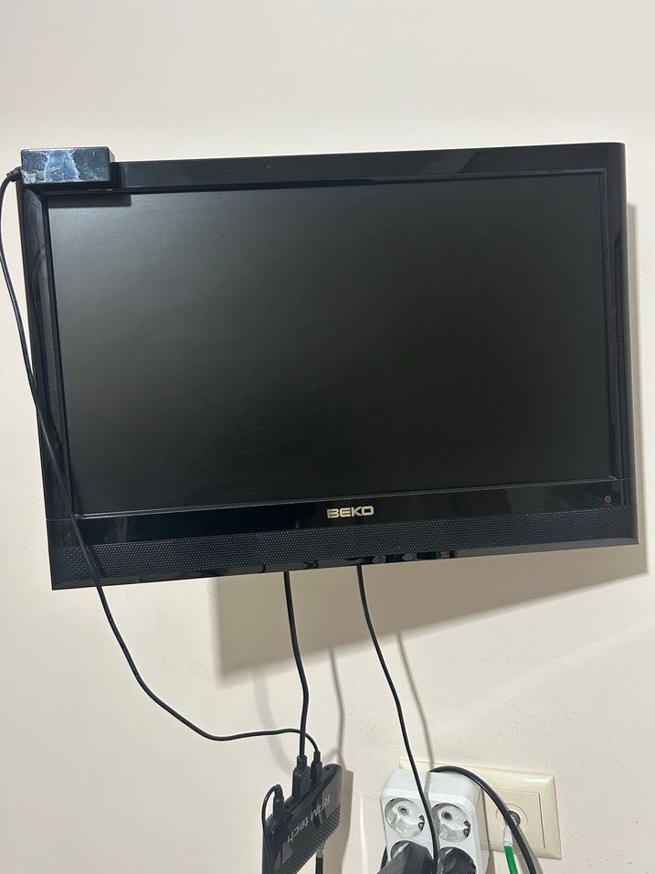 Siyah Duvara Monte Beko LCD TV - Görsel 3