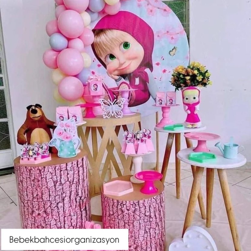 Pastel Pembe Oyuncak Bebek ve Parti Dekoru - Görsel 2