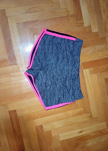 Diğer Pembe Detaylı Gri Mini Spor Şort