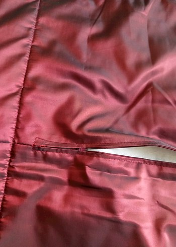 Bordo İşlemeli Parlak Yatak Örtüsü - Görsel 13