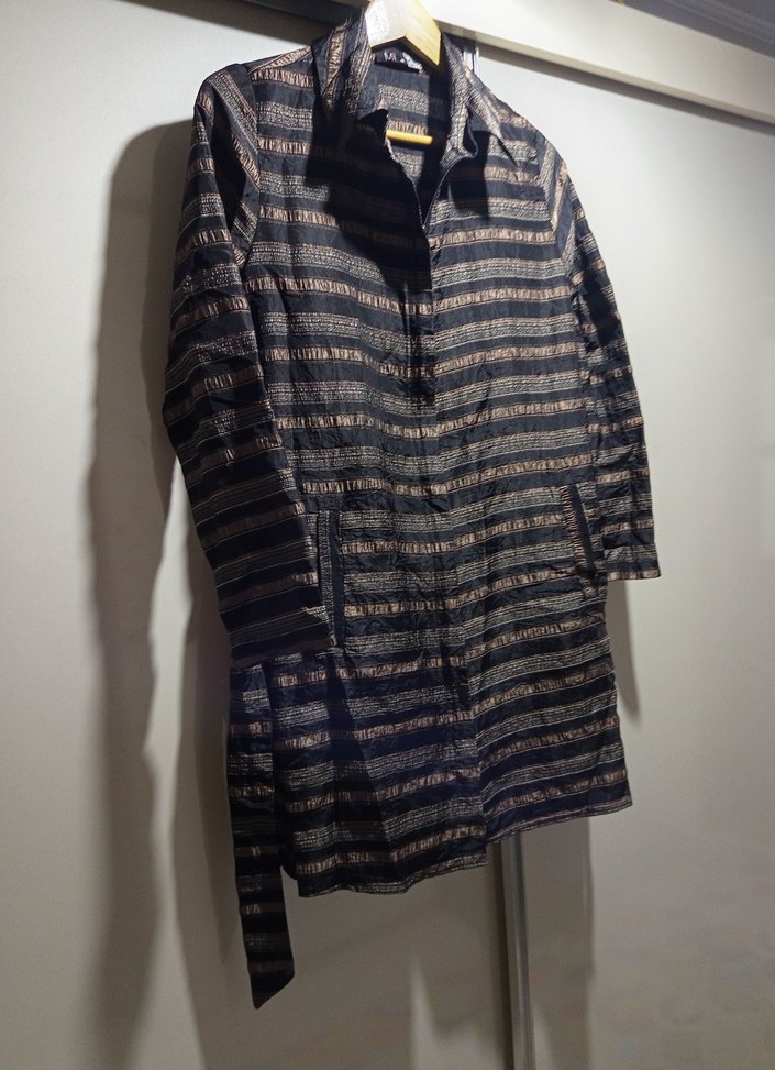 Düğmeli Uzun Kollu  ceket, gömlek - Görsel 4