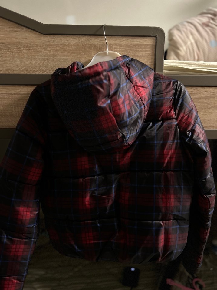 Kırmızı Kareli Kapüşonlu Bershka Kadın Mont - Görsel 4