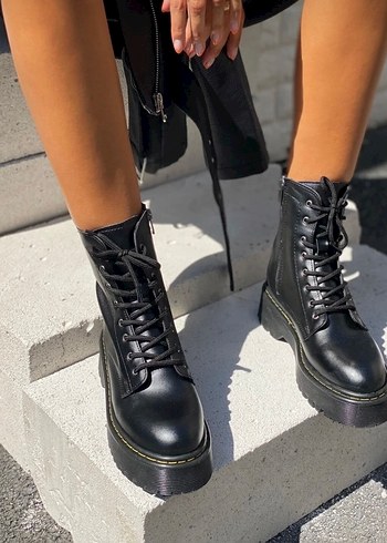 Siyah Bağcıklı Platform Topuklu Punk Botlar - Görsel 2