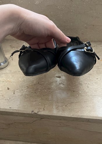 Siyah Tokalı Kadın Klasik Topuklu Ayakkabı - Görsel 2