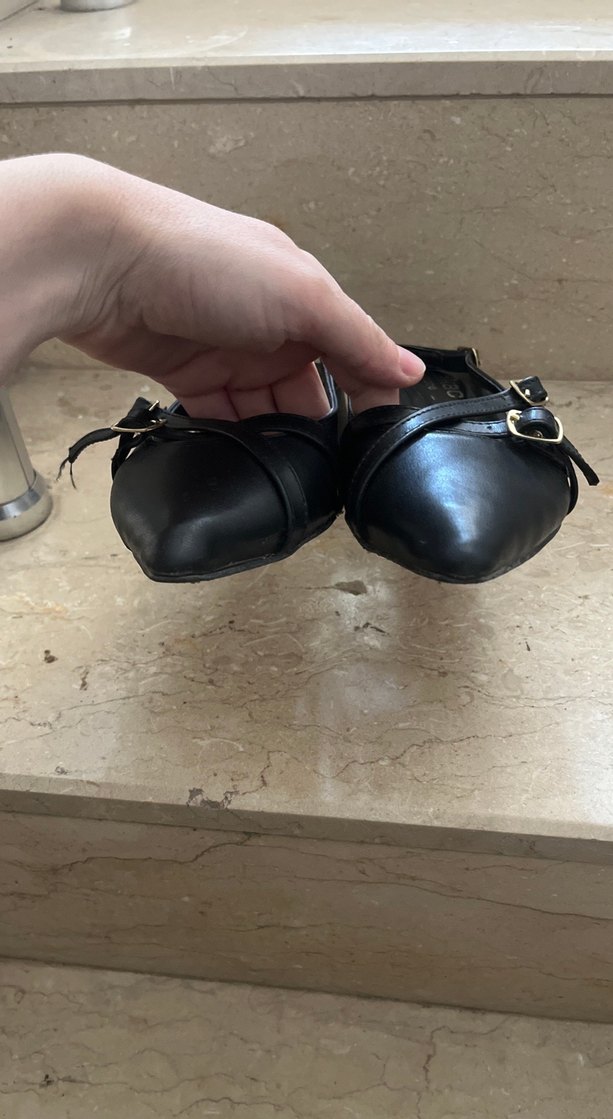 Siyah Tokalı Kadın Klasik Topuklu Ayakkabı - Görsel 2