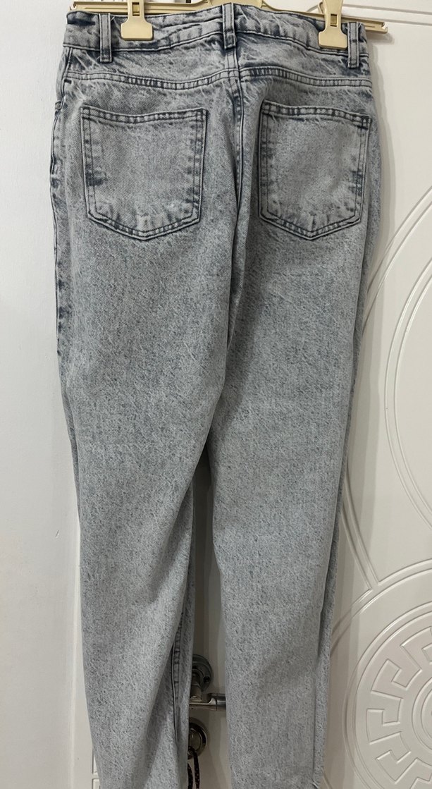 Gri Bağlama Desenli Salaş Kadın Kot Pantolon - Görsel 3