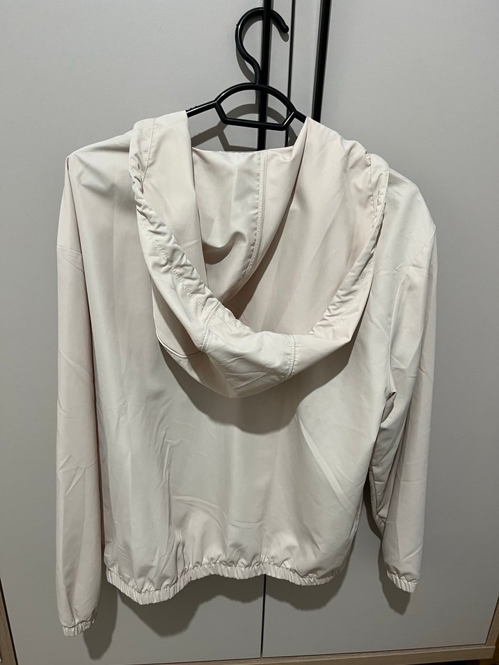 Kadın Beyaz Midi Uzunlukta Fermuarlı Ceket/Rüzgarlık - Görsel 2