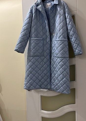 Kadın Mavi Uzun Kapitone Mont - Görsel 2