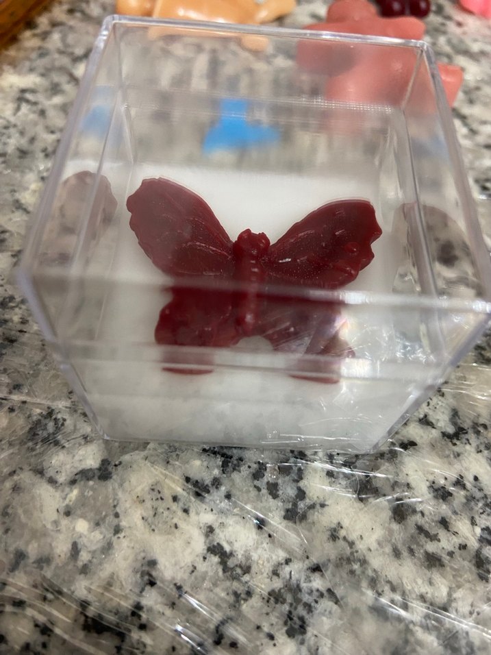 Kelebek Şekilli Pembe hediyelik mum - Görsel 2