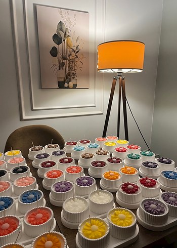 Renkli Çiçekli Mum Seti - Görsel 2