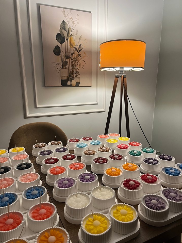 Renkli Çiçekli Mum Seti - Görsel 2