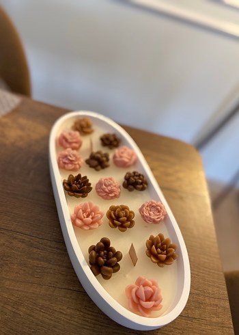 Pastel Renkli Çiçek Mum Seti ve Beyaz Tutucu - Görsel 3