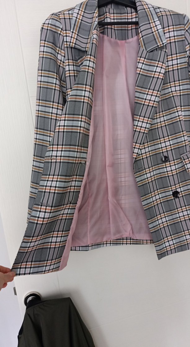 Gri Ekose Desenli Düğmeli Kadın Blazer - Görsel 2