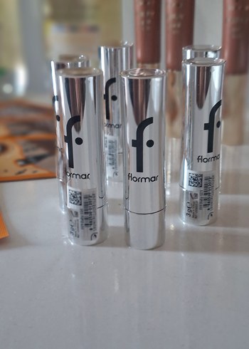 Uygun fiyatlı sıfır makyaj ürünleri - Görsel 2