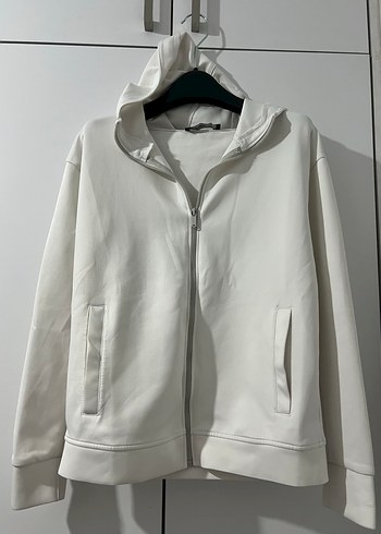 Kadın Beyaz Fermuarlı Yüksek Yakalı Sweatshirt
