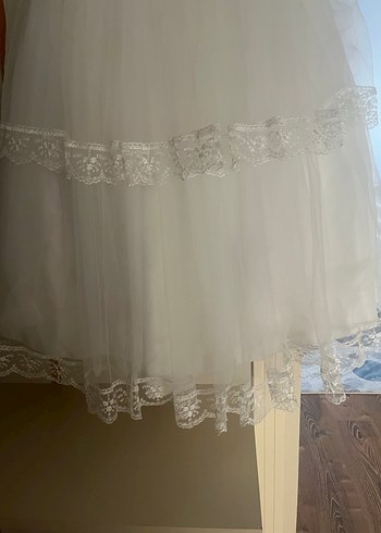 Dantel Detaylı Uzun A Kesim Gelinlik 5 yaş - Görsel 4