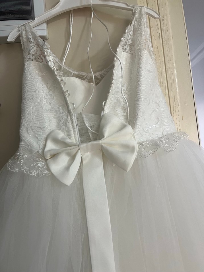 Dantel Detaylı Uzun A Kesim Gelinlik 5 yaş - Görsel 5