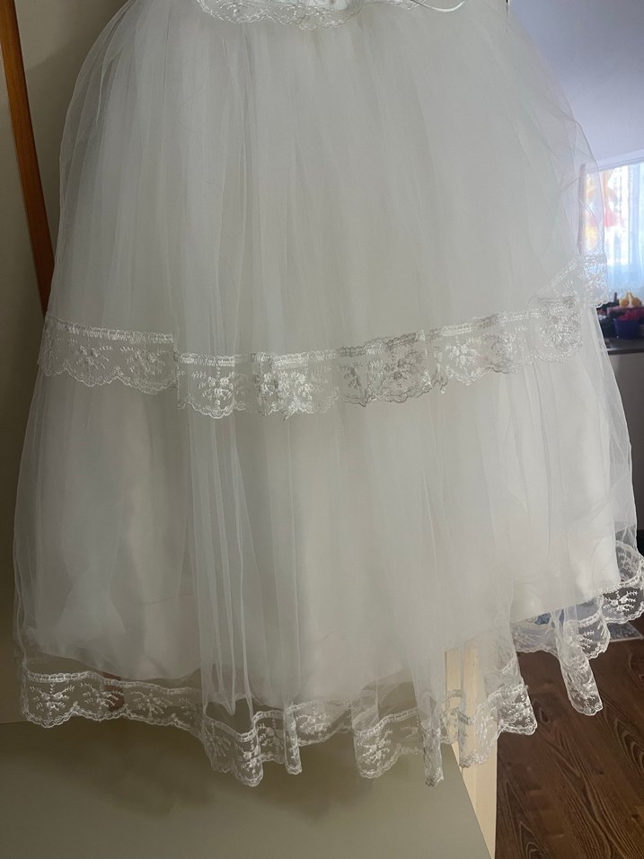 Dantel Detaylı Uzun A Kesim Gelinlik 5 yaş - Görsel 2